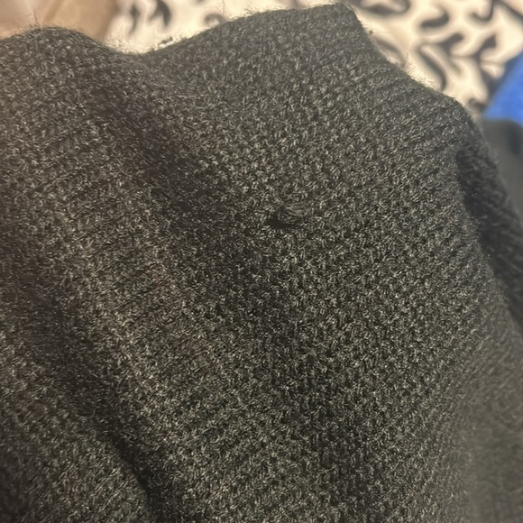 Heart Crewneck Knitted Sweater- size xxl - Picture 12 of 12